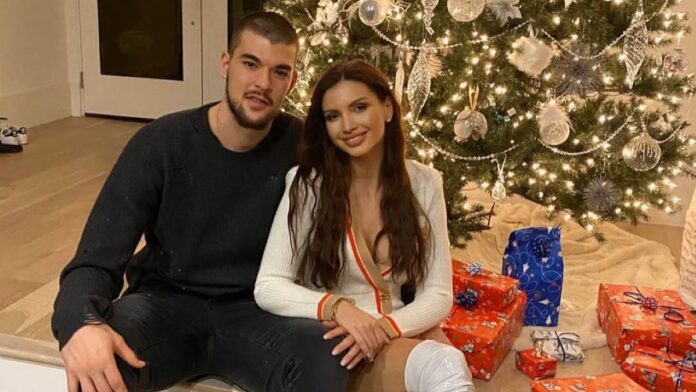 Ivica Zubac with his wife