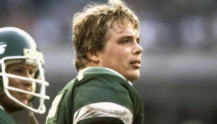 Joe Klecko wearing his NFL jersey during 1980s