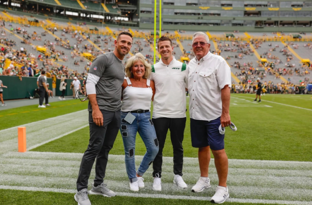 Matt LaFleur with his parents