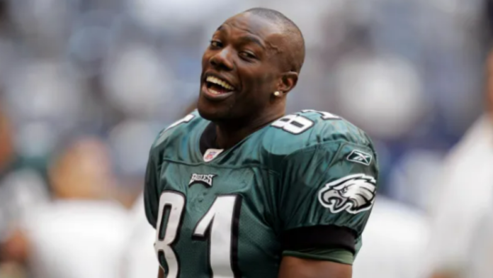 Terrell Owens laughing during a game